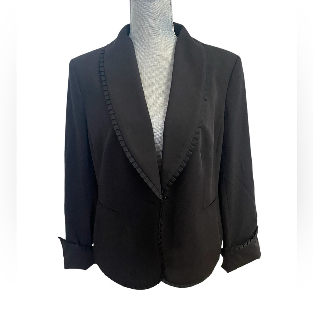 Style & Co Black Blazer, WOMENS size 12 Ruffled Jacket, NWT, Corporate